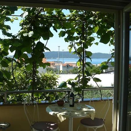 Ancora * Kastela